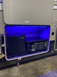 IMG_8228 RV Glass Services from CGS – Windshield Repair & Replacement and More